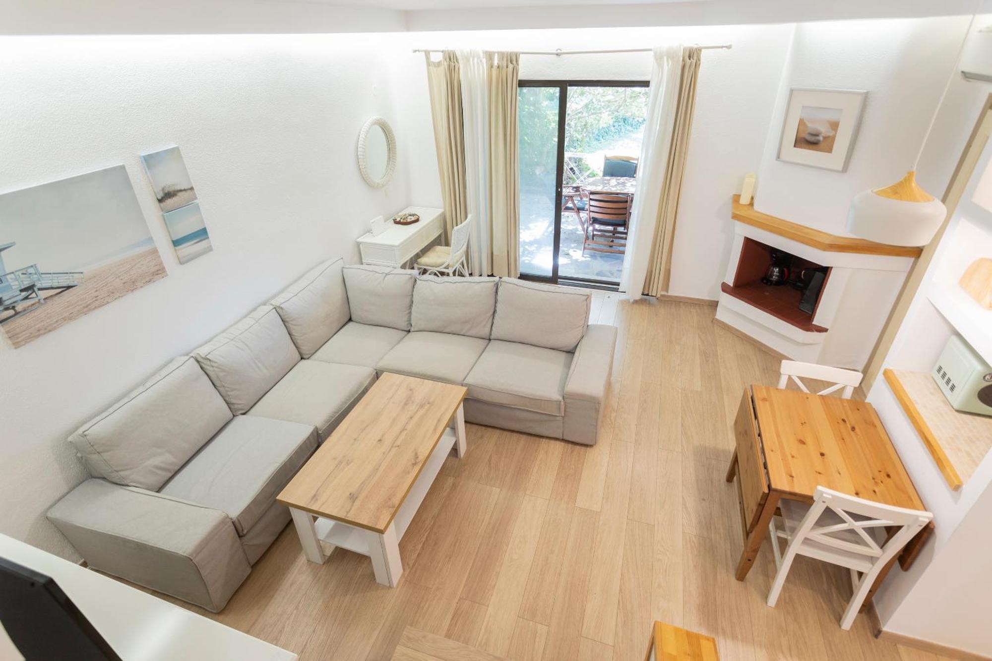 Lovely Villa 3 Min From The Beach Hanioti Buitenkant foto